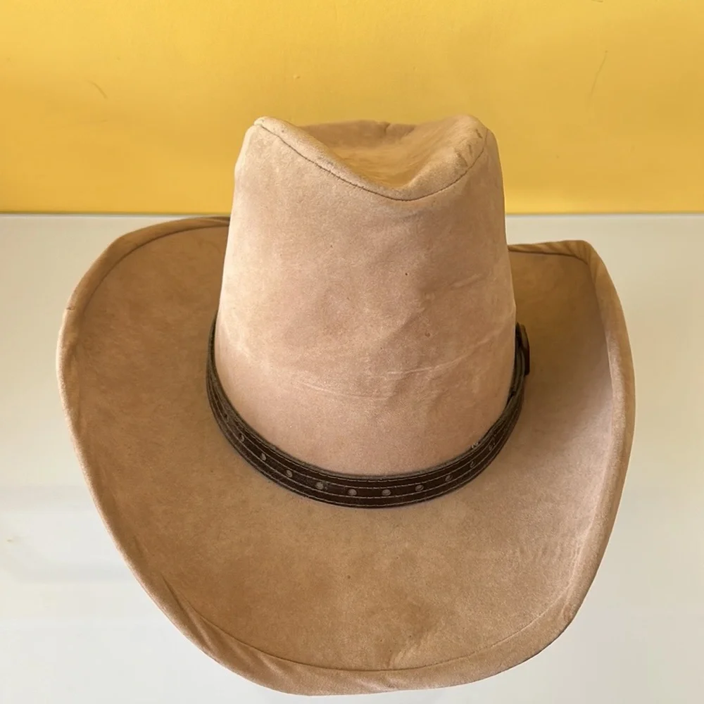 Bailey U-Rollit Brick Crown Western Cowboy Hat in Tan Velvet